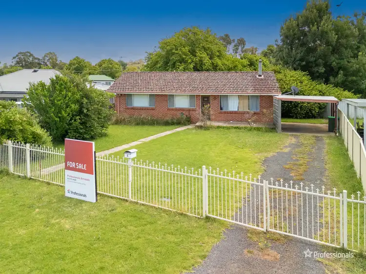 Main view of Homely house listing, 4 Holmes Avenue, Armidale NSW 2350