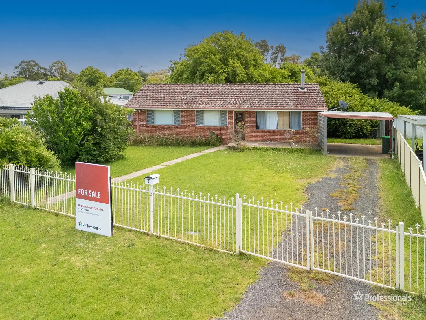 Main view of Homely house listing, 4 Holmes Avenue, Armidale NSW 2350