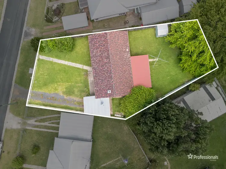 Second view of Homely house listing, 4 Holmes Avenue, Armidale NSW 2350