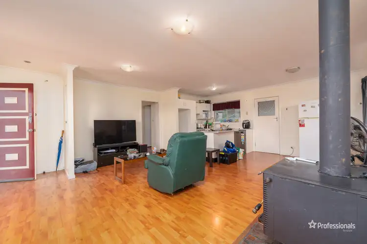 Fourth view of Homely house listing, 4 Holmes Avenue, Armidale NSW 2350