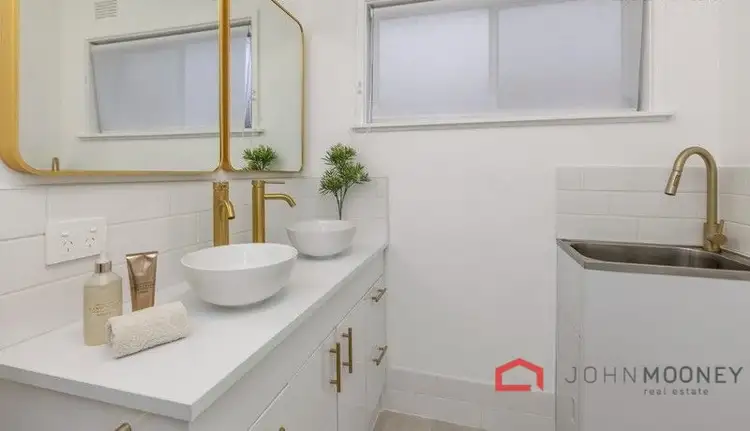 Sixth view of Homely unit listing, 2/10 Higgins Avenue, Wagga Wagga NSW 2650