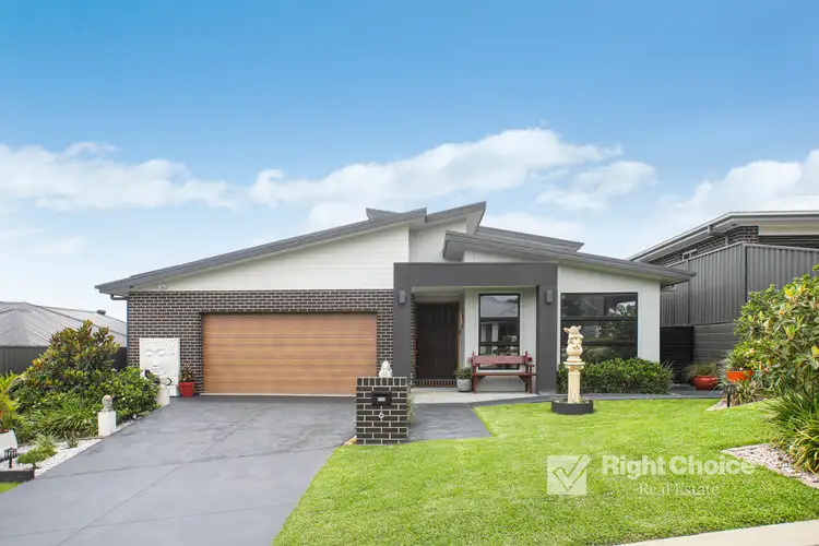 6 Scotch Road, Calderwood NSW 2527