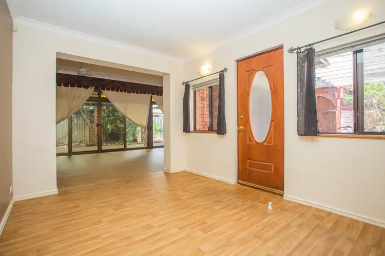 Third view of Homely house listing, 10 Southdown Place, Thornlie WA 6108