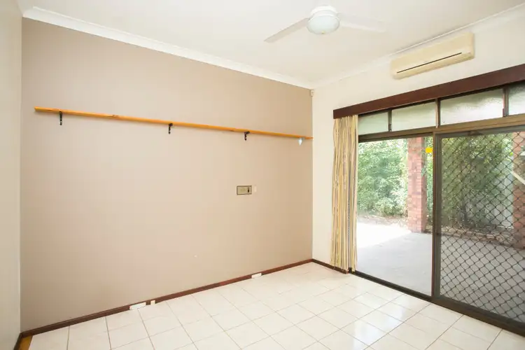 Fifth view of Homely house listing, 10 Southdown Place, Thornlie WA 6108
