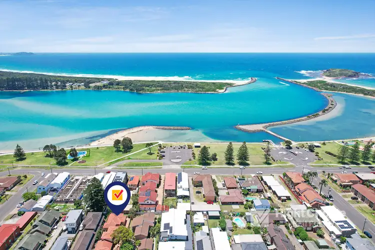 3/64 Pur Pur Avenue, Lake Illawarra NSW 2528