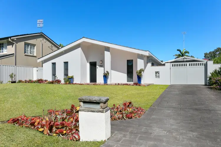 132 Helmsman Boulevard, St Huberts Island NSW 2257
