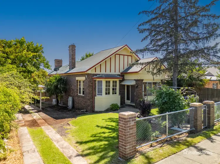 69 Barney Street, Armidale NSW 2350