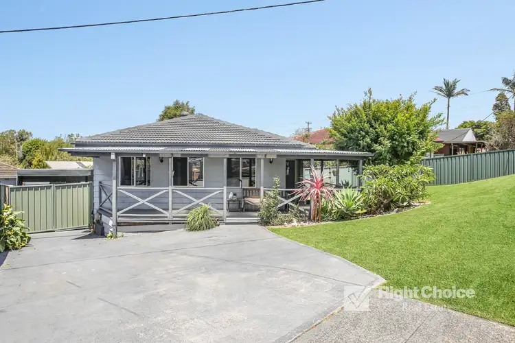 6 Scarf Avenue, Mount Warrigal NSW 2528