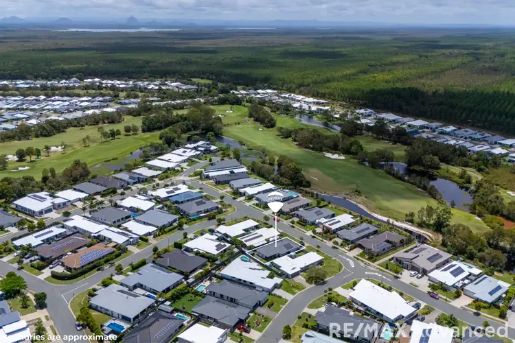 38 Caraway Crescent, Banksia Beach QLD 4507