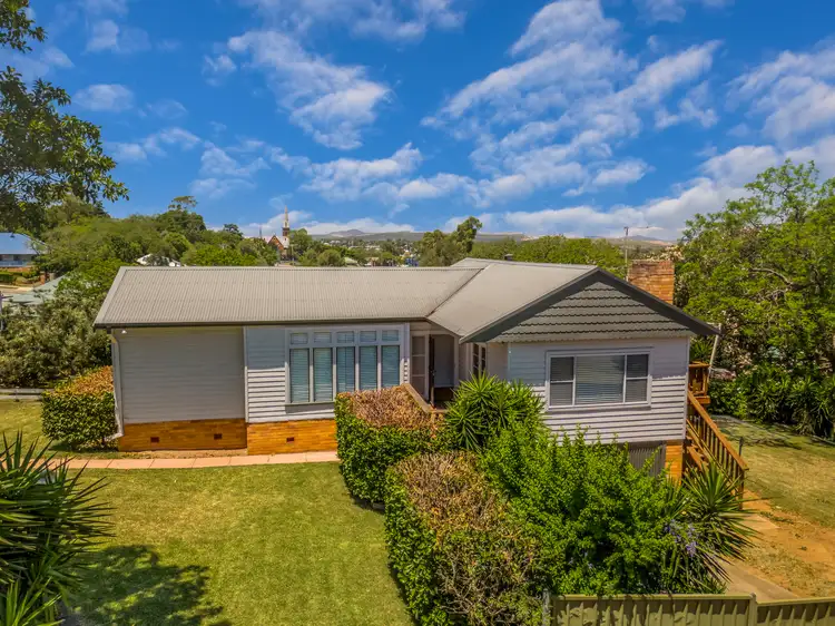 12 Flanders Avenue, Muswellbrook NSW 2333