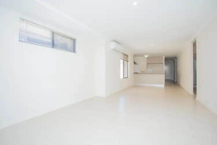 Second view of Homely house listing, 281 Pebble Beach Boulevard, Meadow Springs WA 6210