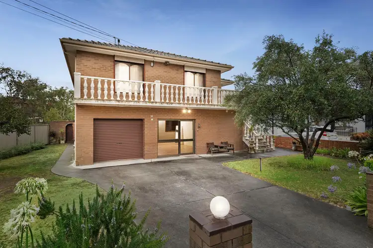 28 Donald Avenue, Essendon VIC 3040