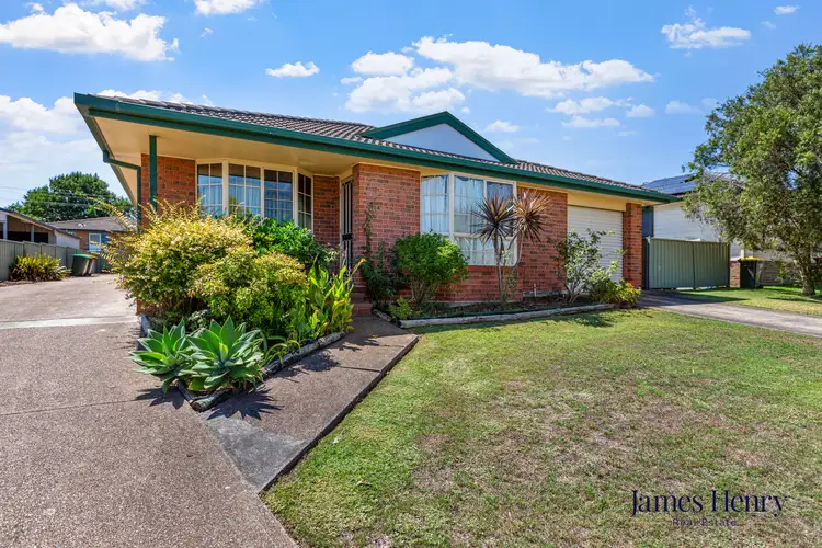 52 Waterbush Crescent