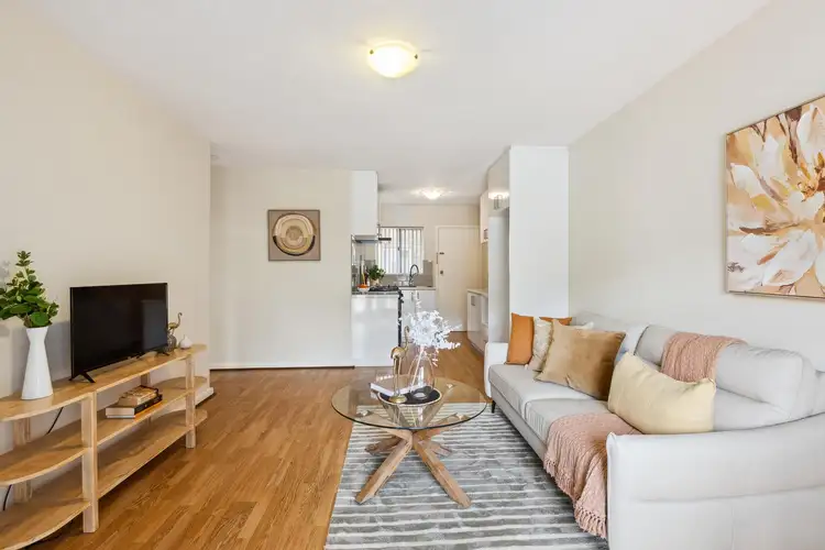 38/299 Harborne Street, Glendalough WA 6016