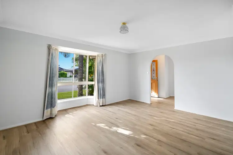 2 Colombard Place