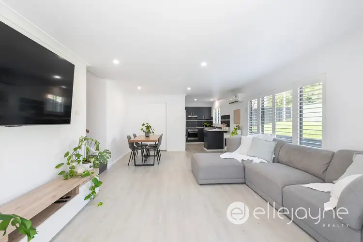 33 Hillcrest Road, Mirrabooka NSW 2264