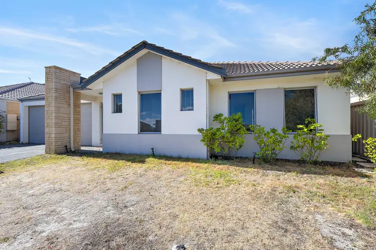 4 Aurum Parade, Dayton WA 6055