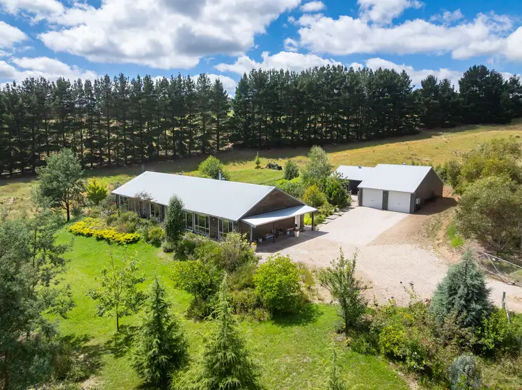 13 Marks Crescent, Oberon NSW 2787