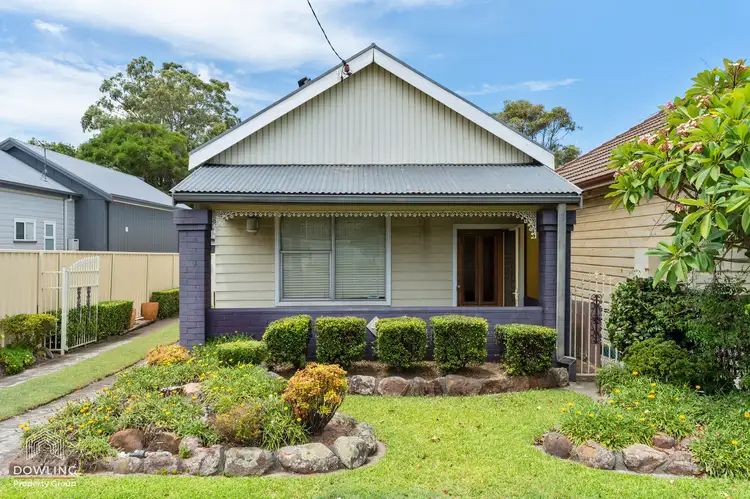 35 Carrington Street, Mayfield NSW 2304