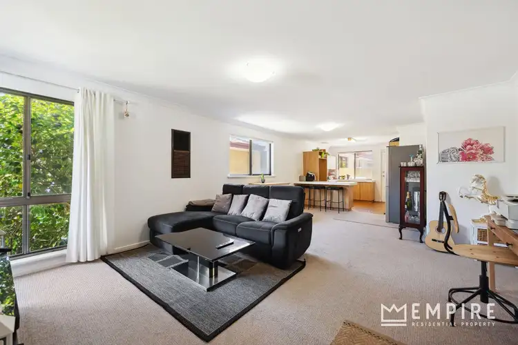 Fourth view of Homely villa listing, 2/5 Kitchener Road, Melville WA 6156