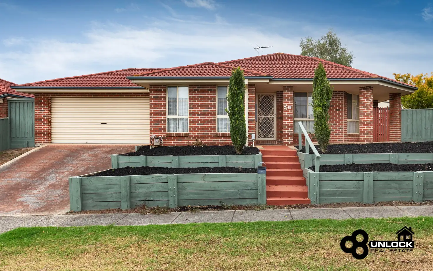Main view of Homely house listing, 2/12 Hamilton Drive, Warragul VIC 3820