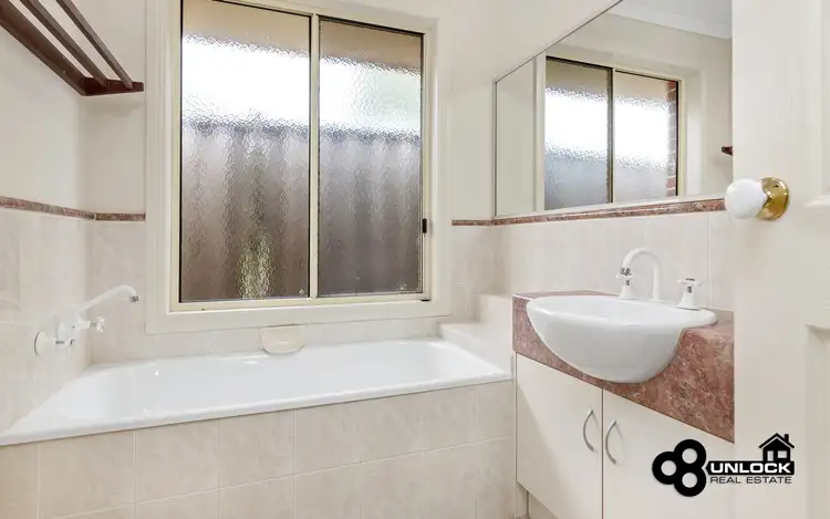 Sixth view of Homely house listing, 2/12 Hamilton Drive, Warragul VIC 3820