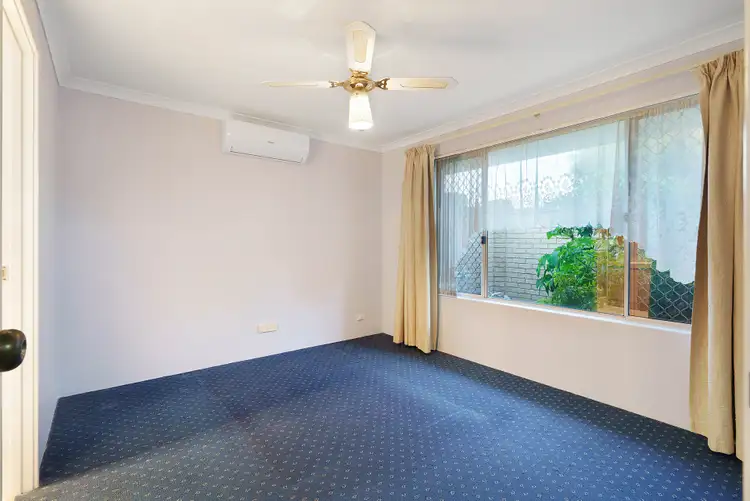 Fifth view of Homely house listing, 4 Dalaroo Court, Cooloongup WA 6168