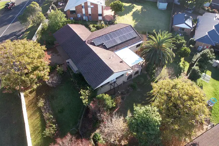 Second view of Homely house listing, 4 Hilltop Crescent, Blue Mountain Heights QLD 4350