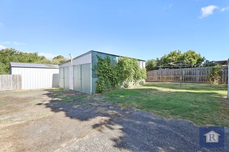 Fifth view of Homely house listing, 8 Johnstone Crescent, Colac VIC 3250