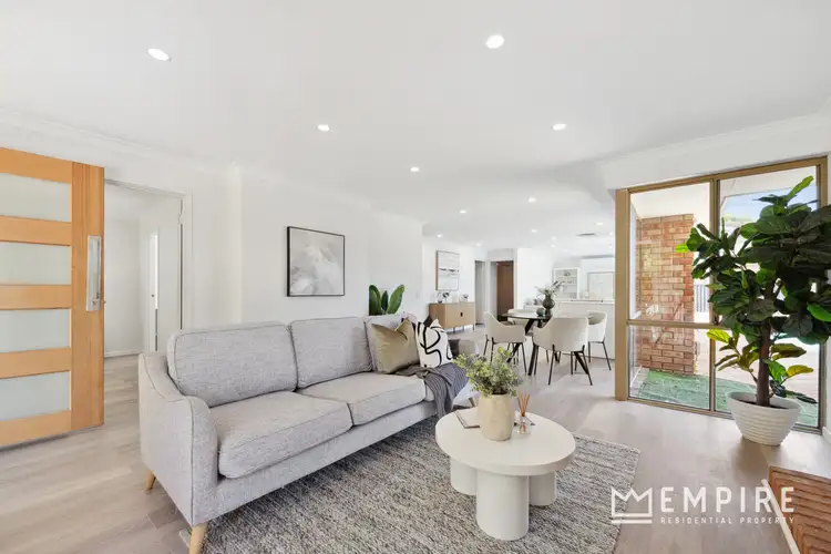 15 Arlington Loop, Coogee WA 6166