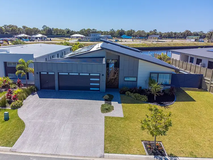 2 Falco Court, Banksia Beach QLD 4507