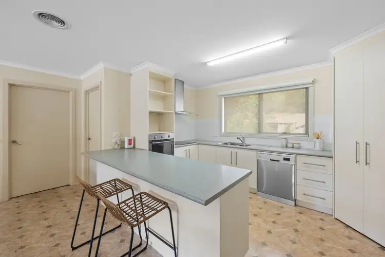 Sixth view of Homely unit listing, 2/4-6 Sedgwick Street, Marysville VIC 3779