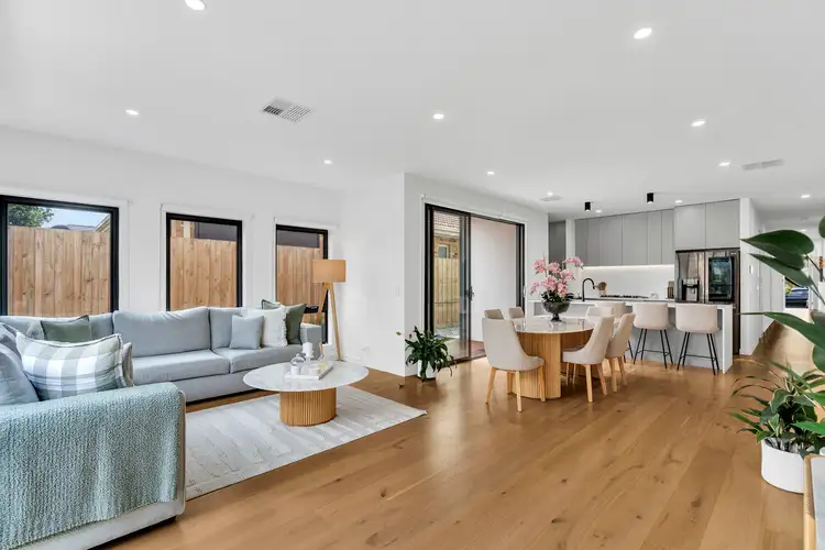 7A Arvern Avenue, Avondale Heights VIC 3034