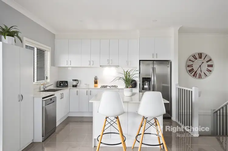 Third view of Homely semi-detached listing, 10B Brooks Terrace, Kanahooka NSW 2530