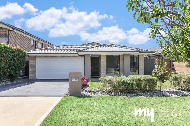 11 Kenway Street, Oran Park NSW 2570