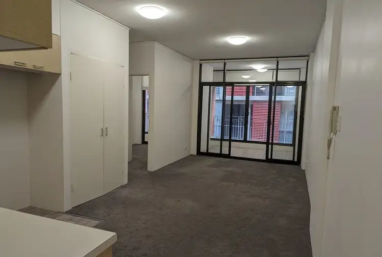 Fifth view of Homely apartment listing, 3/27 Regent Street, Chippendale NSW 2008