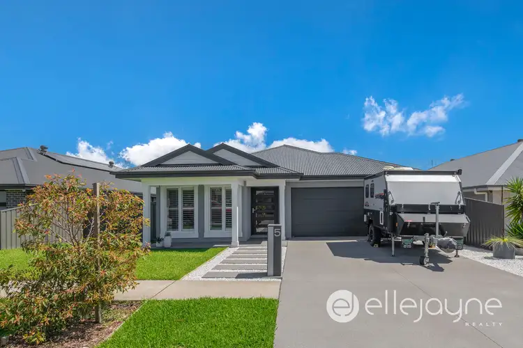 5 Payne Street, Wyee NSW 2259