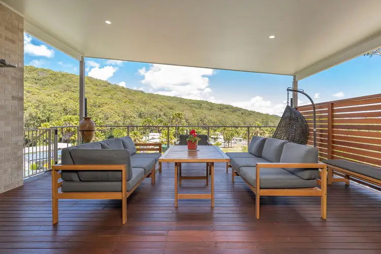 11 Reef Circuit, Blueys Beach NSW 2428