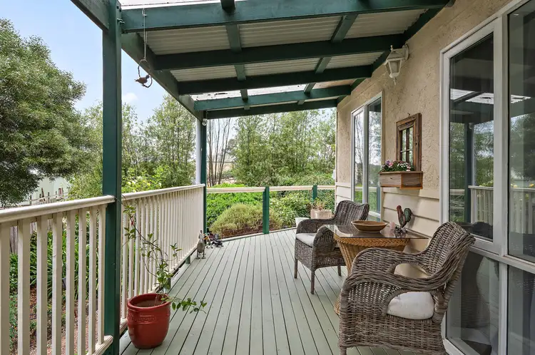 14a Darinda Avenue, Wandin North VIC 3139