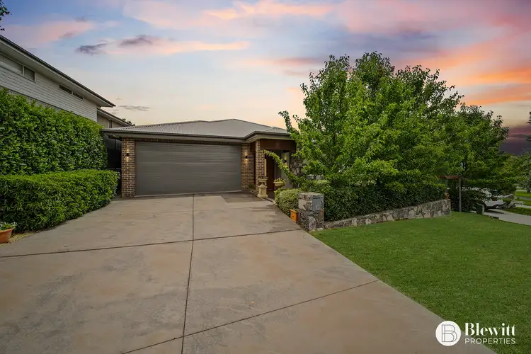 10 Styles Street, Googong NSW 2620