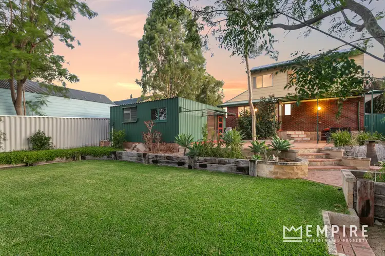 136 Cordelia Avenue, Coolbellup WA 6163