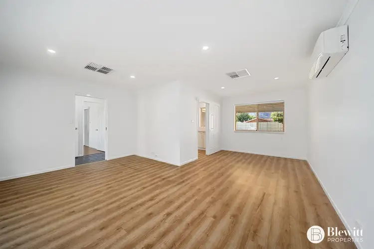 Fifth view of Homely house listing, 10 Moon Place, Gordon ACT 2906