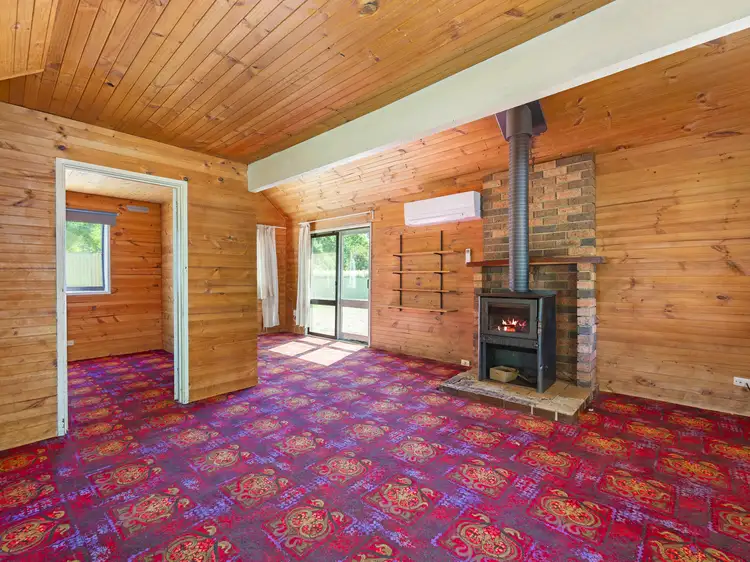 Second view of Homely house listing, 5 Aroona Drive, Buxton VIC 3711