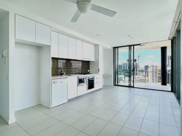 Fourth view of Homely unit listing, 1706/348 Water Street, Fortitude Valley QLD 4006