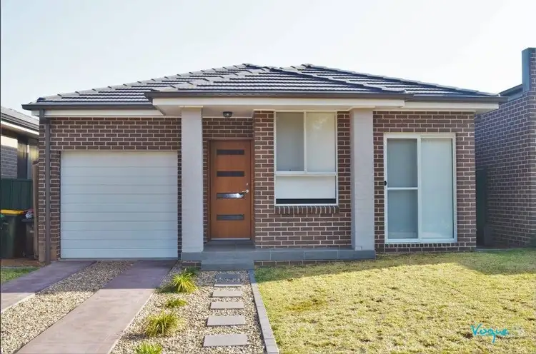 44 Matthew Bell Way, Jordan Springs NSW 2747