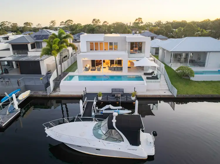 11 Artunga Place, Pelican Waters QLD 4551