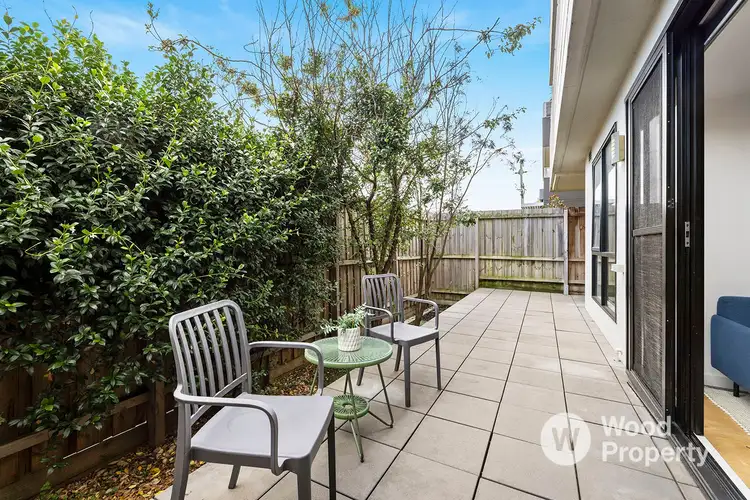 2/144 Collins Street, Mentone VIC 3194