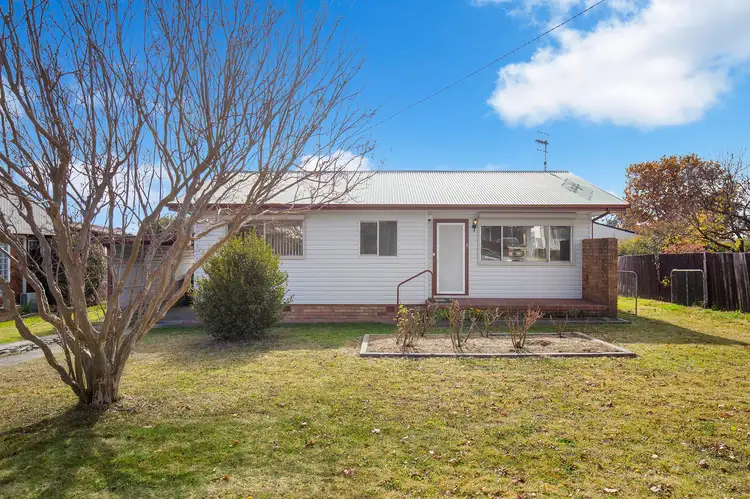 Main view of Homely house listing, 1 James Avenue, Armidale NSW 2350