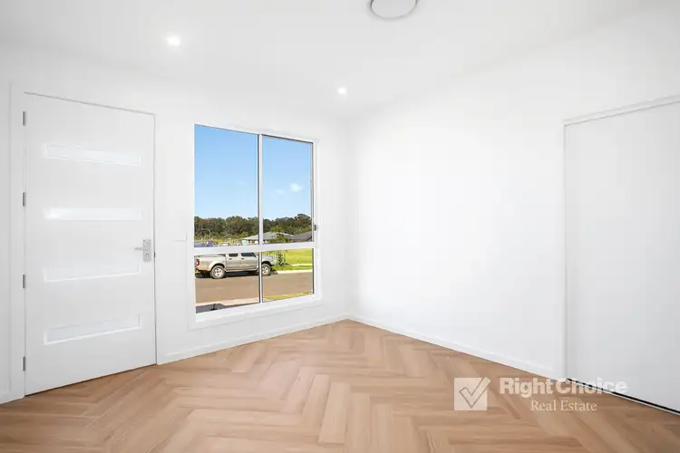 Fifth view of Homely semi-detached listing, 1/18 Sabre Street, Badagarang NSW 2540