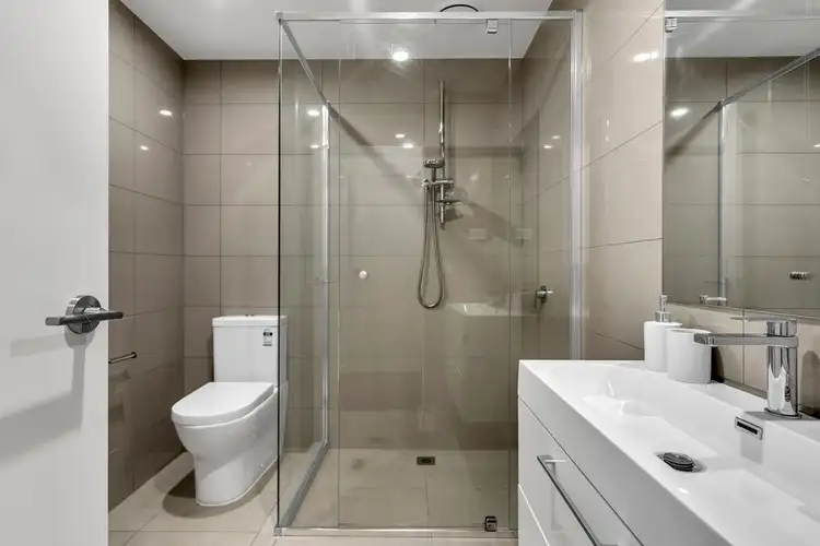 Sixth view of Homely apartment listing, 2/119 Buckley Street, Essendon VIC 3040
